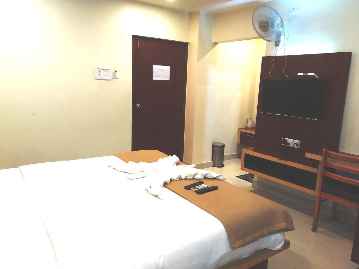 Hotel Milan Manor พอร์ตแบลร์ ภายนอก รูปภาพ